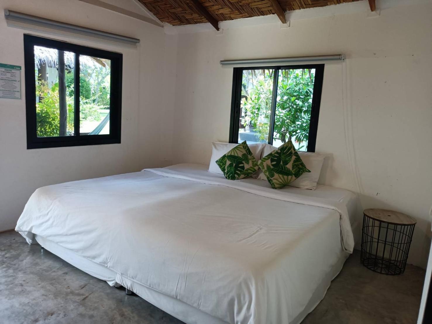Sarana Bungalows (Adults Only) Баан-Тай Екстер'єр фото